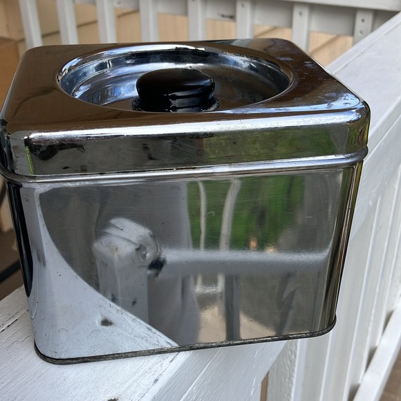 Beauty Ware by Lincoln Chrome Tea Cannister w. Lid 6.15x4.5x5" - Picture 8 of 17